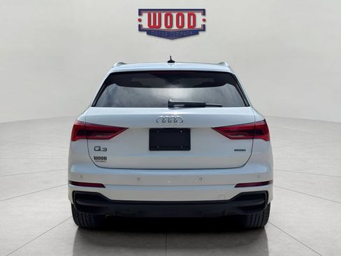 Used 2023 Audi Q3 2.0T Premium AWD/4WD image 3