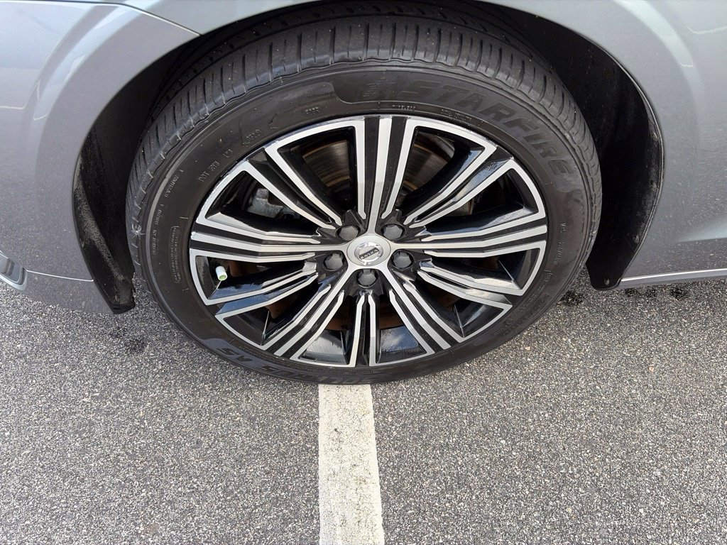 Used 2019 Volvo S60 T5 Inscription FWD image 9