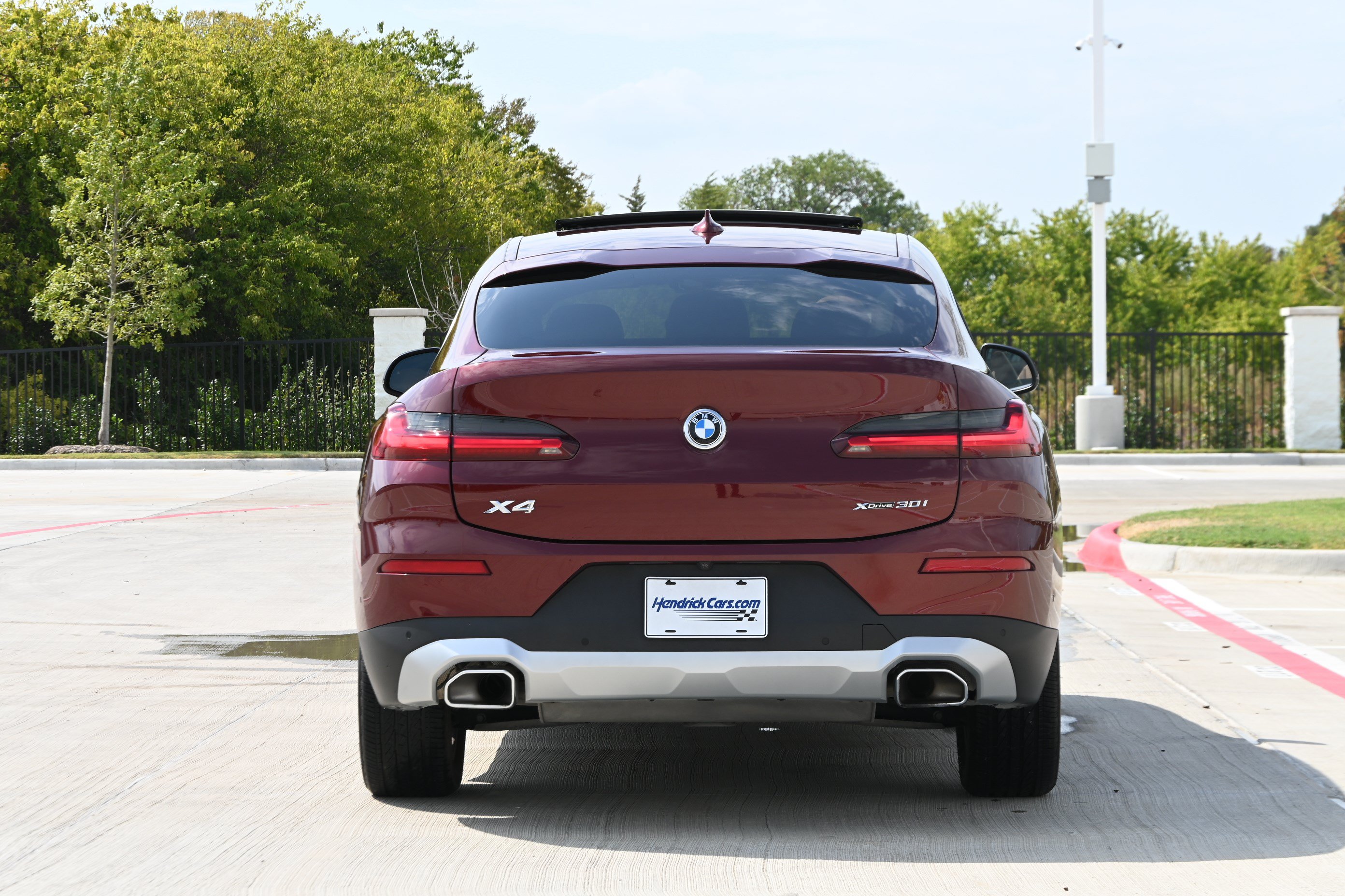 Certified 2025 BMW X4 xDrive30i AWD/4WD image 8