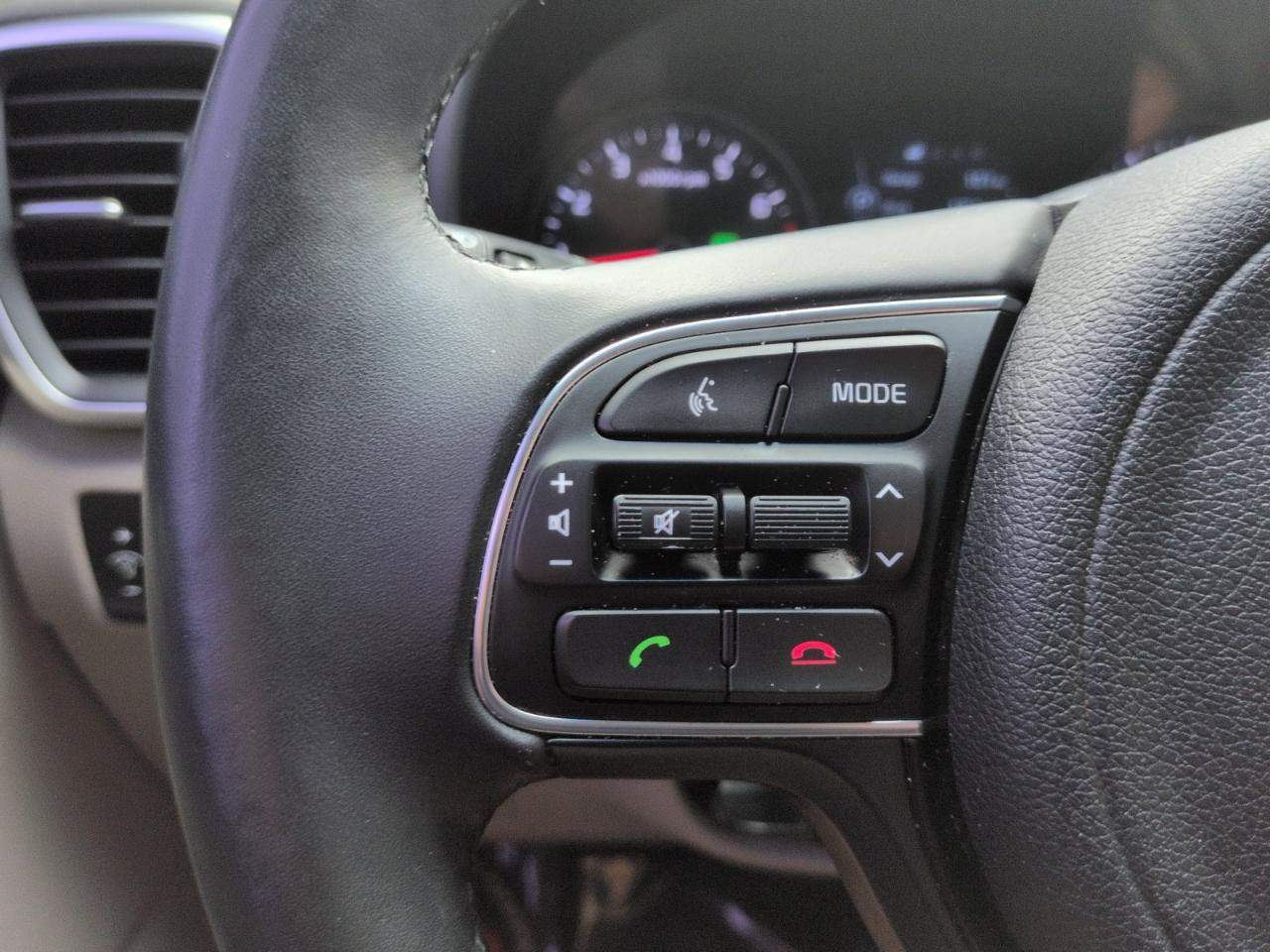 Used 2018 Kia Sportage EX w/ EX Premium Package FWD image 18