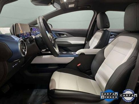 Used 2025 Chevrolet Equinox EV LT w/ Convenience Package image 62