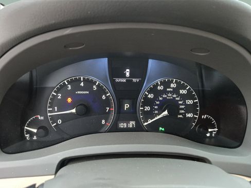 Used 2012 Lexus RX 350 FWD w/ Luxury Pkg image 16