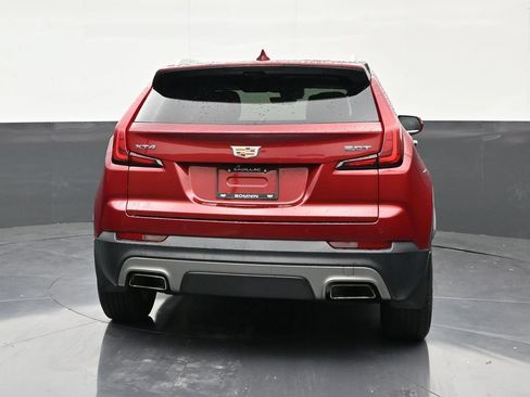 Used 2019 Cadillac XT4 Premium Luxury w/ Enhanced Visibility Package FWD image 4