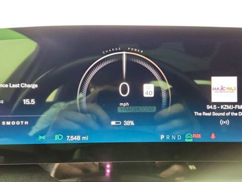 Used 2023 Lucid Air Touring image 37