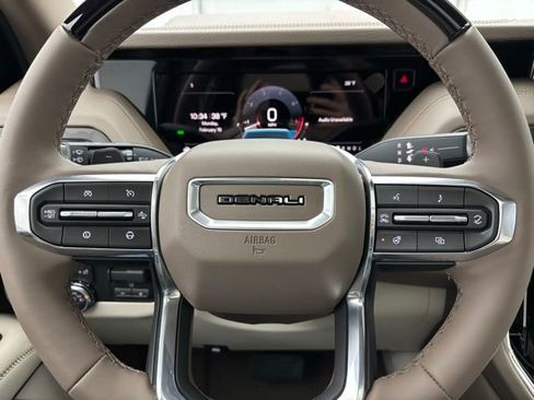 New 2026 GMC Yukon Denali w/ Denali Reserve Package image 25