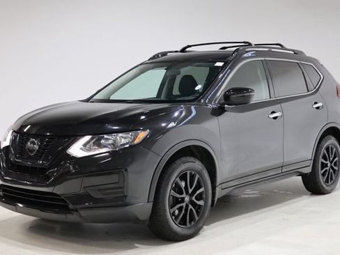 Used 2018 Nissan Rogue SV AWD/4WD image 3