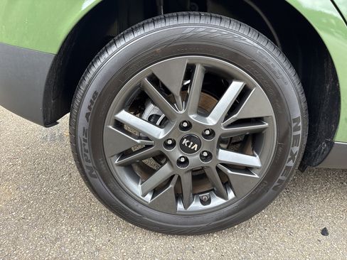 Used 2021 Kia Soul EX w/ Paint Protection Package image 17