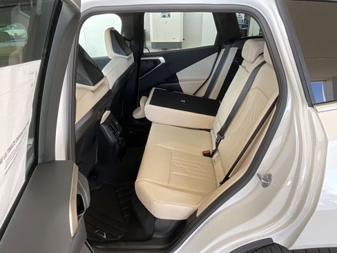 New 2025 BMW X3 xDrive30i w/ Premium Package image 28