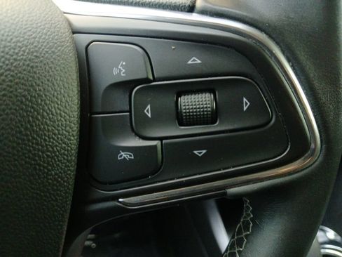 Used 2022 Buick Encore GX Preferred w/ Cold Weather Comfort Package FWD image 25