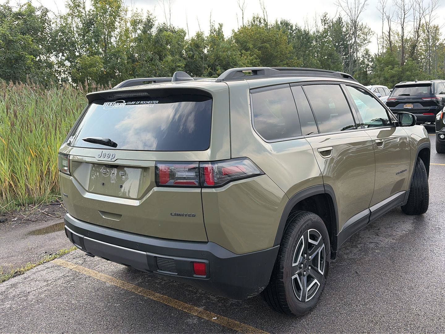 Used 2026 Jeep Cherokee Limited AWD/4WD image 2