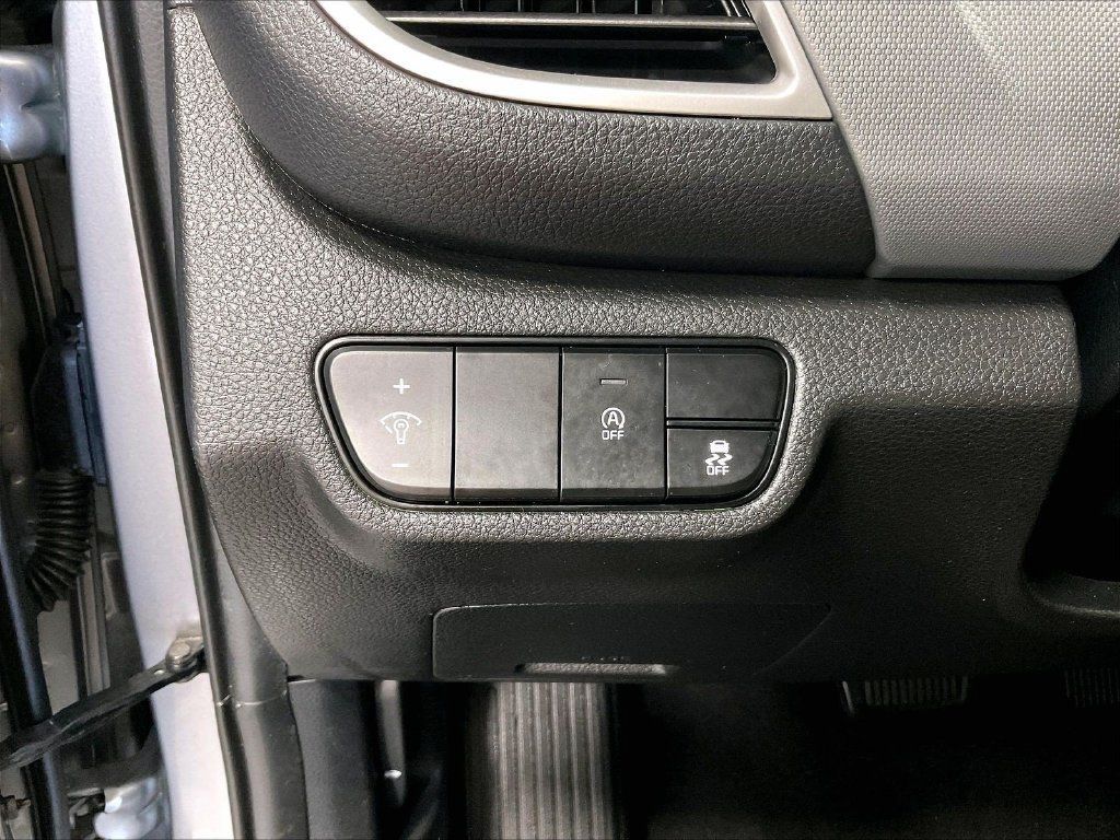 Used 2024 Kia Seltos LX AWD/4WD image 26