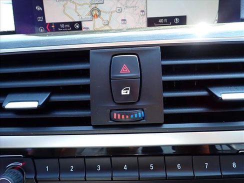 Used 2018 BMW 330i xDrive Sedan AWD/4WD image 22