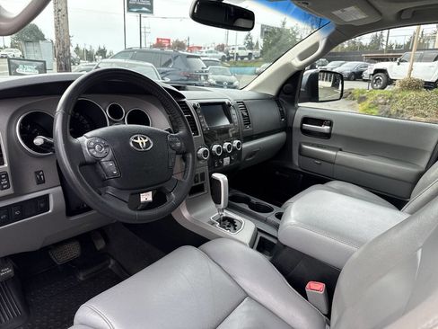 Used 2013 Toyota Sequoia Limited AWD/4WD image 44