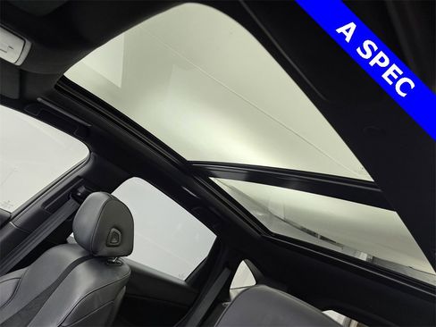 Used 2023 Acura RDX A-Spec image 12