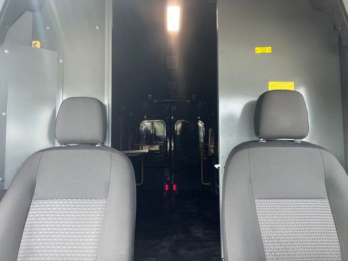 Used 2020 Ford Transit 250 148 High Roof Extended RWD image 16