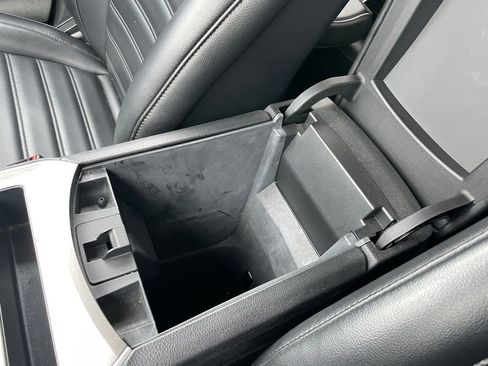 Used 2023 Ford Edge SEL image 48