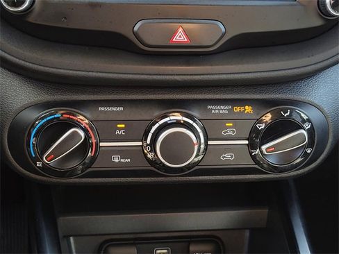 Used 2024 Kia Soul LX w/ Option Group 015 image 22