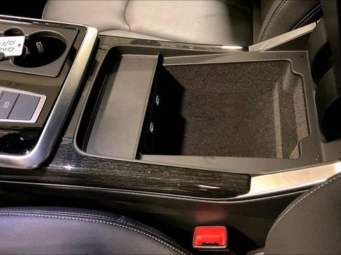 Certified 2025 Audi Q8 Premium w/ Black Optic Package image 33