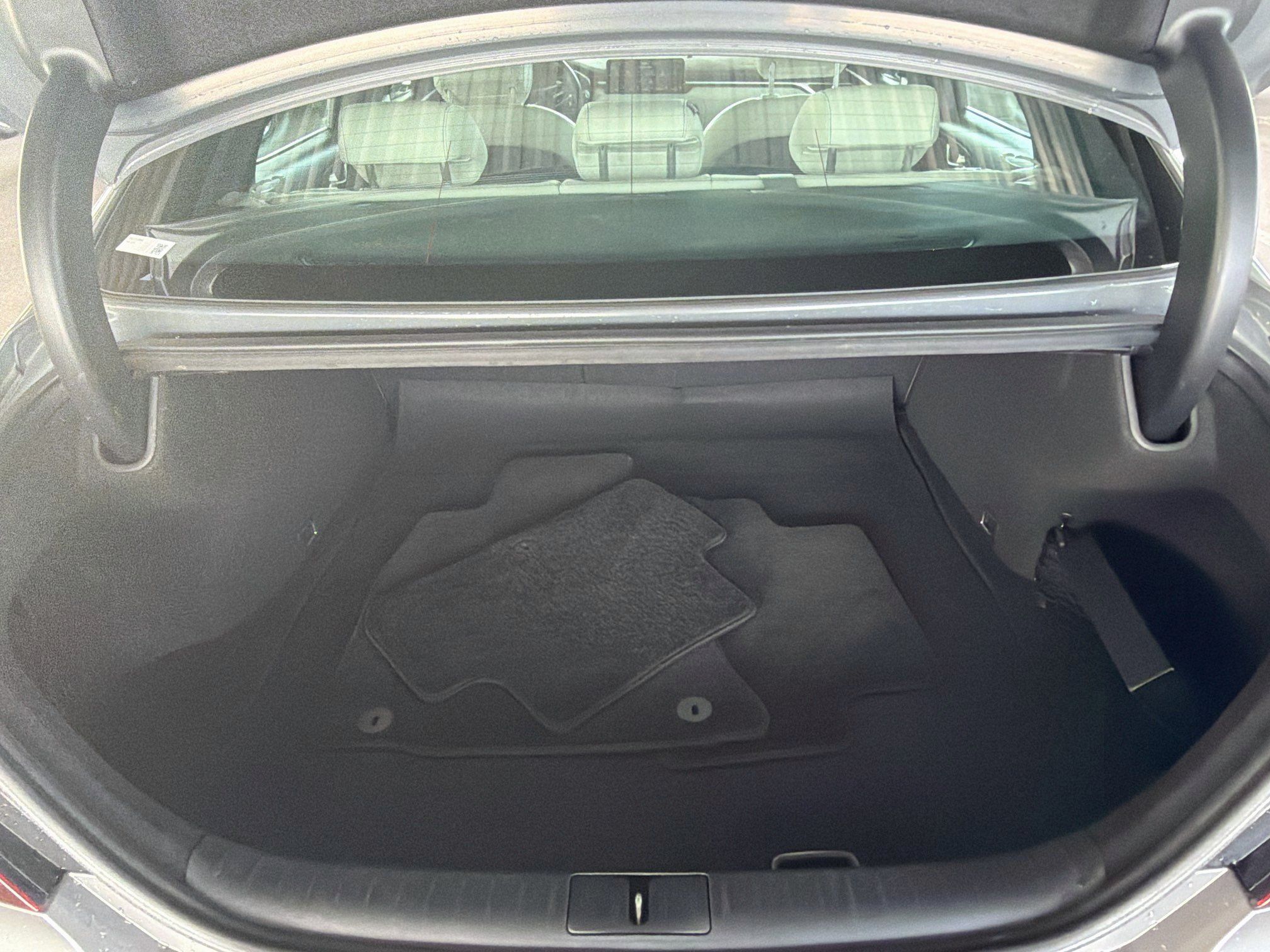 Used 2025 Genesis G70 2.5T AWD/4WD image 28