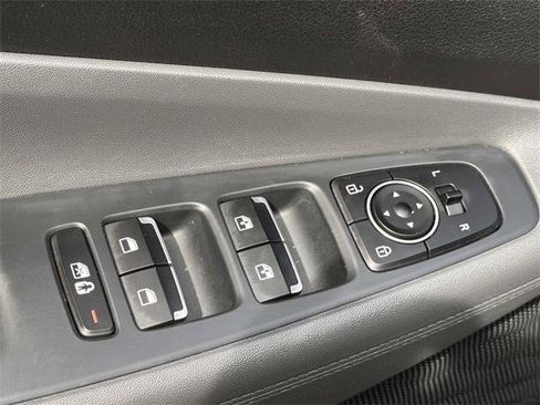 Used 2022 Hyundai Santa Fe SEL image 11