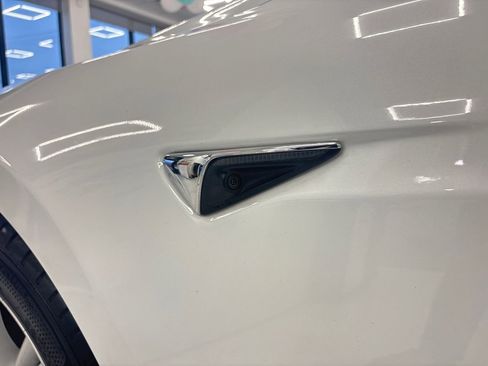 Used 2020 Tesla Model S Long Range Plus AWD/4WD image 15