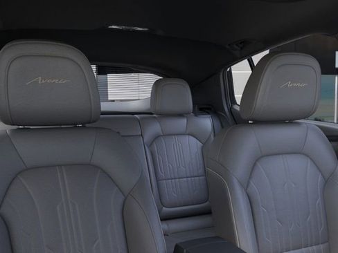 New 2026 Buick Envista Avenir image 24