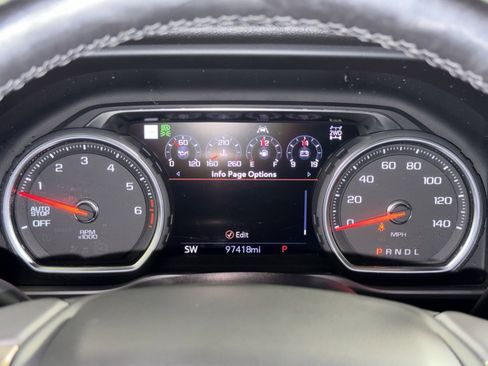 Used 2020 Chevrolet Silverado 1500 High Country w/ Technology Package image 17