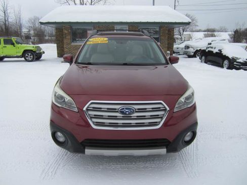 Used 2015 Subaru Outback 3.6R Limited image 3