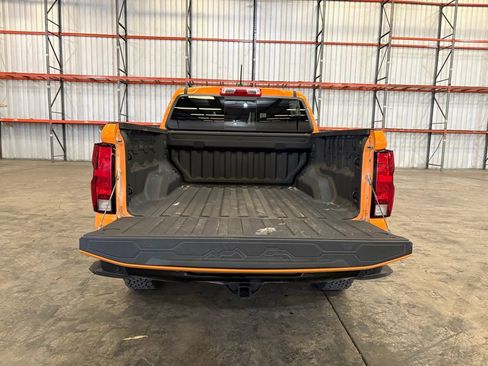 Used 2025 Chevrolet Colorado W/T w/ Advanced Trailering Package image 12