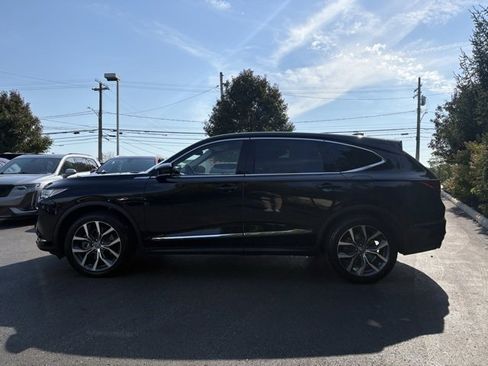 Used 2023 Acura MDX Technology image 2