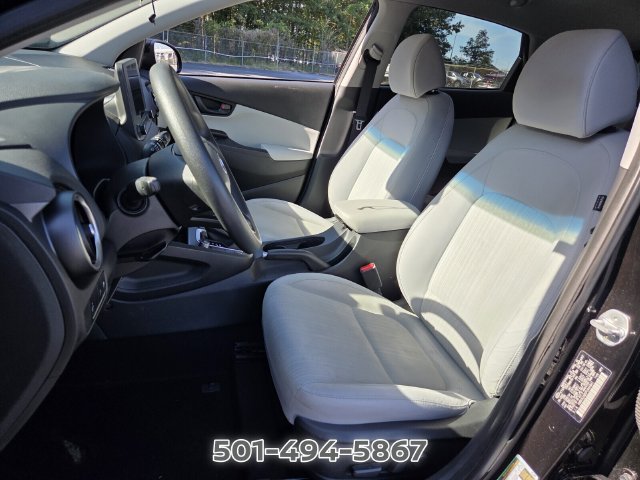 Used 2023 Hyundai Kona SEL FWD image 9
