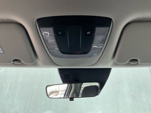 Used 2025 Kia Sportage LX image 15