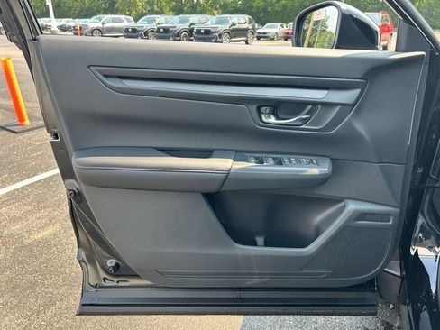 Used 2026 Honda CR-V Sport image 18