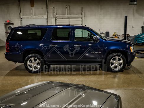 Used 2012 Chevrolet Suburban LT image 10