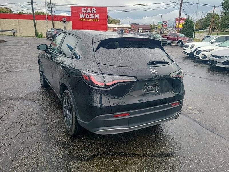Used 2026 Honda HR-V Sport image 4