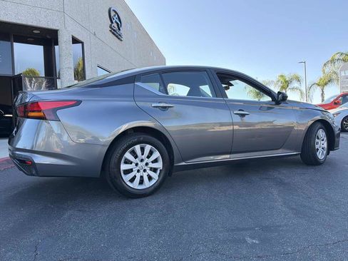 Used 2024 Nissan Altima 2.5 S FWD image 14