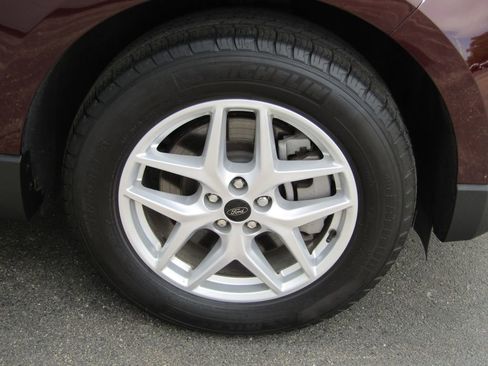 Used 2024 Ford Edge SEL w/ Convenience Package AWD/4WD image 10