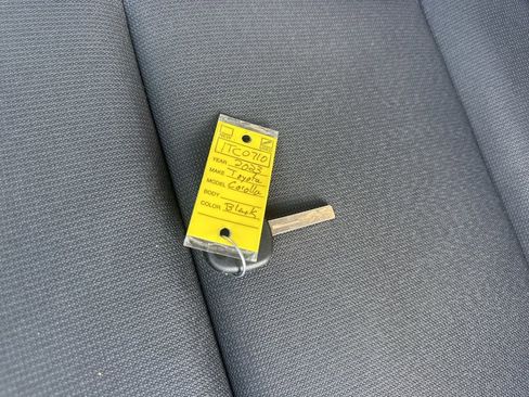 Used 2023 Toyota Corolla LE image 30