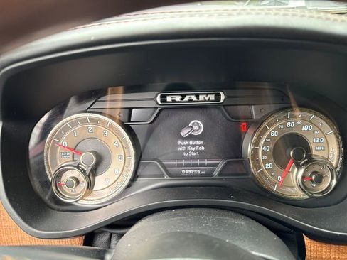 Used 2020 RAM 1500 Limited AWD/4WD image 18