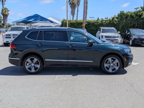 Used 2018 Volkswagen Tiguan SEL Premium FWD image 4