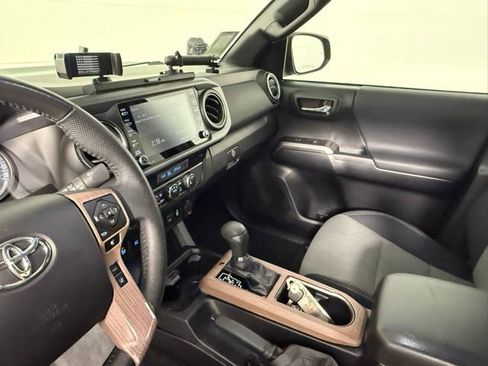 Used 2022 Toyota Tacoma TRD Off-Road w/ Technology Package image 35