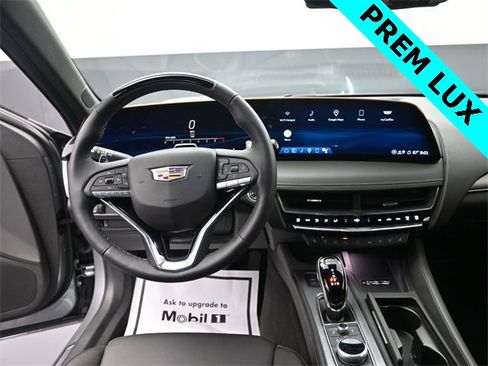 Used 2025 Cadillac CT5 Premium Luxury image 12