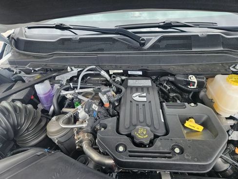 New 2026 RAM 5500 Tradesman AWD/4WD image 19
