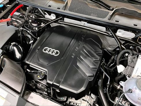 Certified 2025 Audi Q5 2.0T Premium Plus w/ Premium Plus Package image 31
