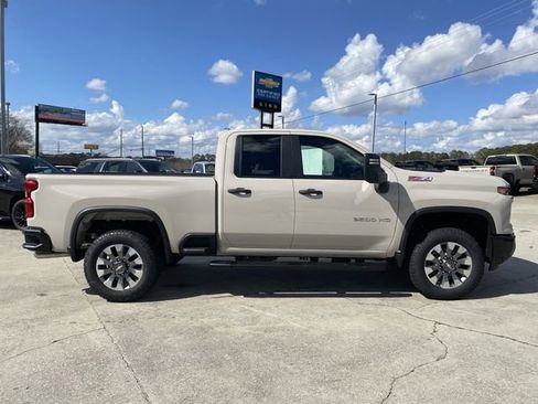 New 2026 Chevrolet Silverado 2500 Custom w/ Custom Convenience Package image 8