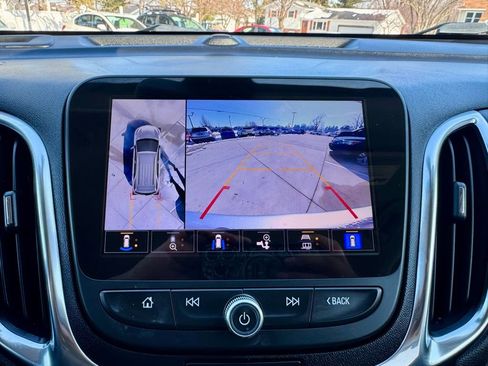 Used 2022 Chevrolet Equinox LT AWD/4WD image 25