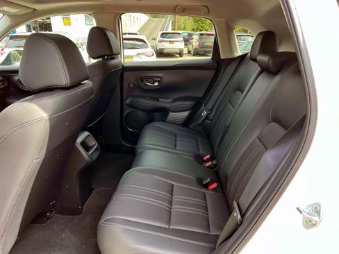 Certified 2023 Honda HR-V EX-L image 12