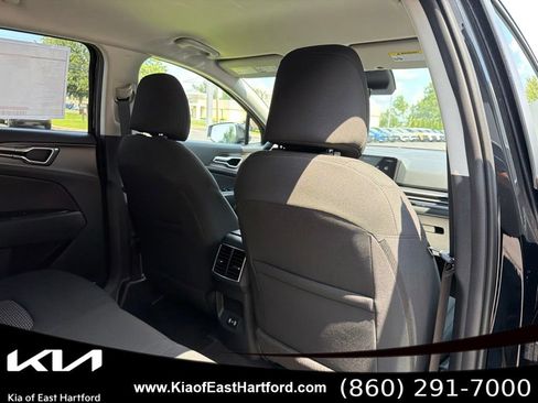 New 2026 Kia Sportage LX w/ LX Convenience Package AWD/4WD image 14