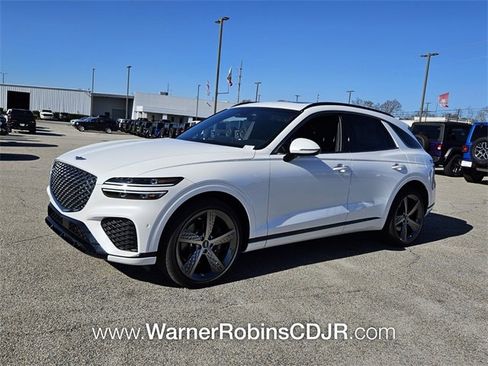 Used 2025 Genesis GV70 2.5T w/ Sport Prestige Package image 3