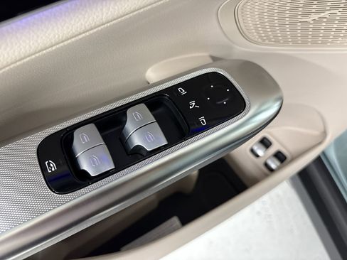 New 2026 Mercedes-Benz GLC 350e 4MATIC image 12